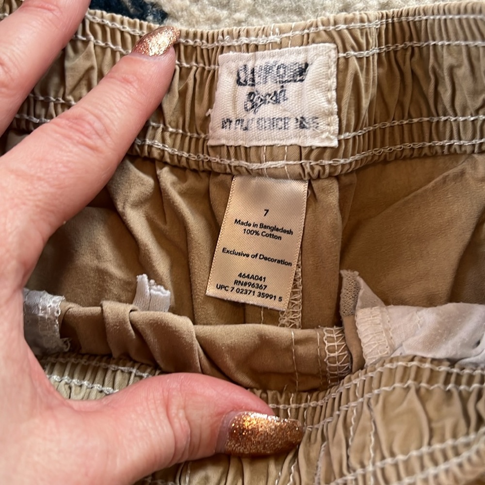 Shorts - Picture 2 of 2